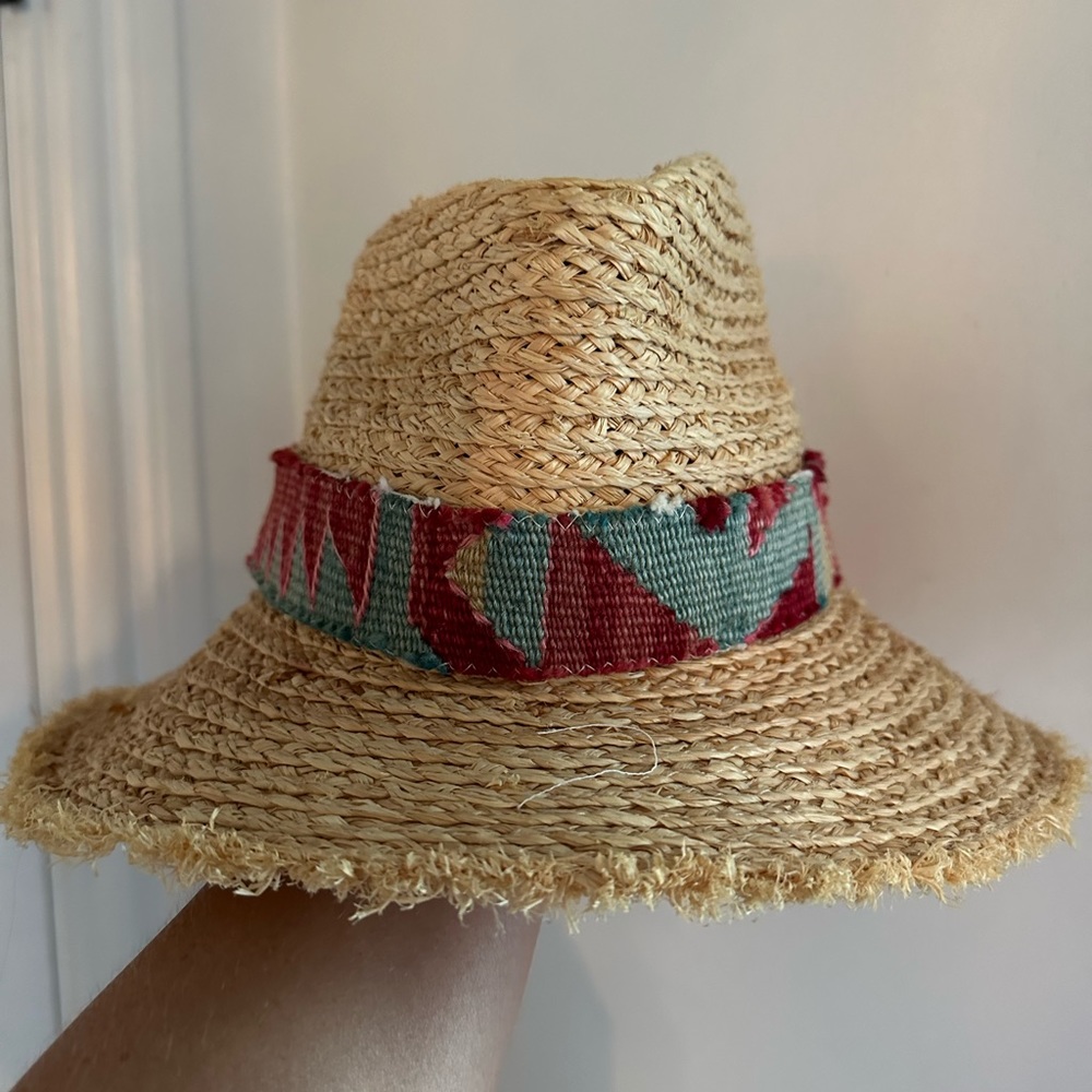 Rattan Beach Hat- gently used!